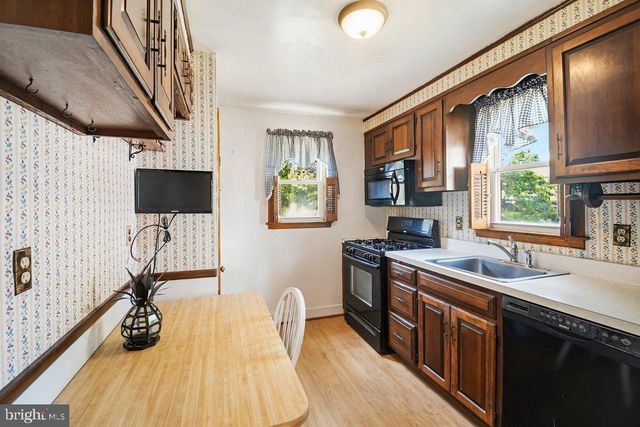 2907 EDGEWOOD AVE, Baltimore, MD 21234