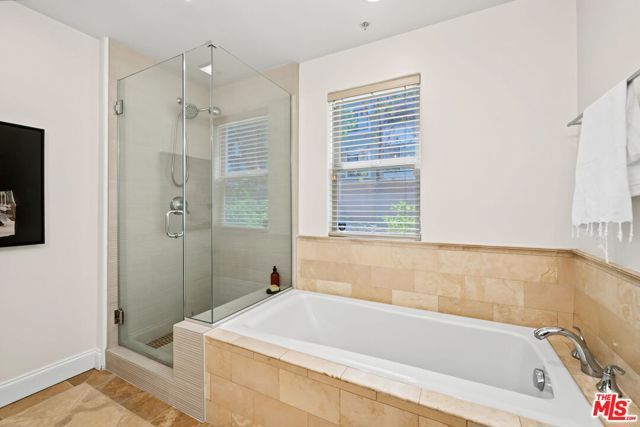 1511 Camden Avenue 103, Los Angeles, CA 90025
