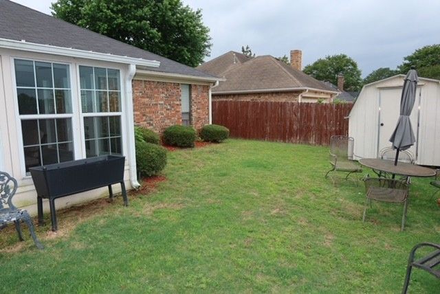 3035 Briarwood Drive, Paris, TX 75460