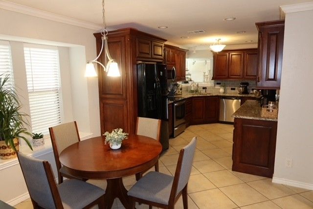 3035 Briarwood Drive, Paris, TX 75460