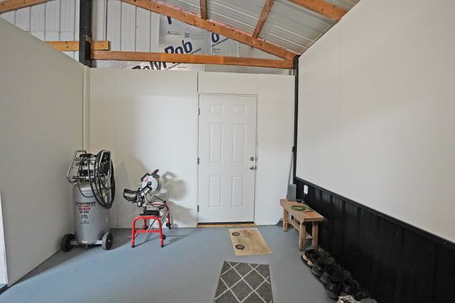 108 Forrest Ln, Stewart, TN 37175