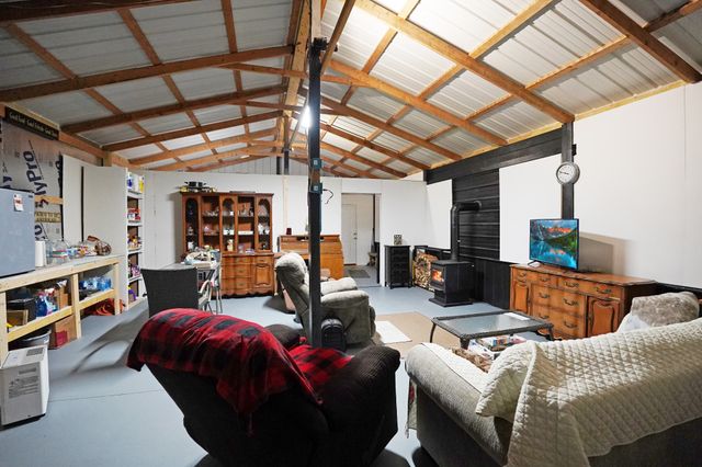 108 Forrest Ln, Stewart, TN 37175