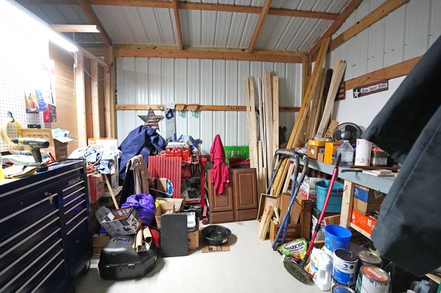 108 Forrest Ln, Stewart, TN 37175