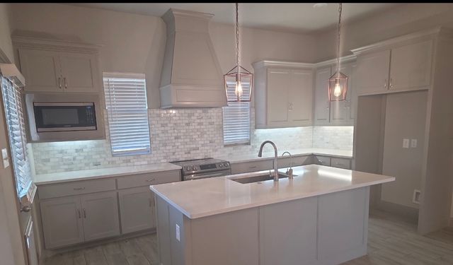 100 Aslan Road, Poolville, TX 76487