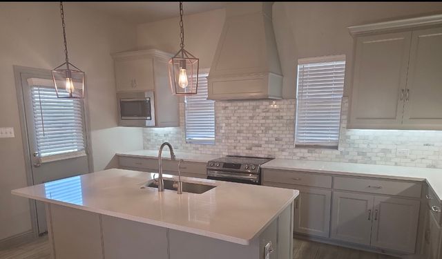 100 Aslan Road, Poolville, TX 76487