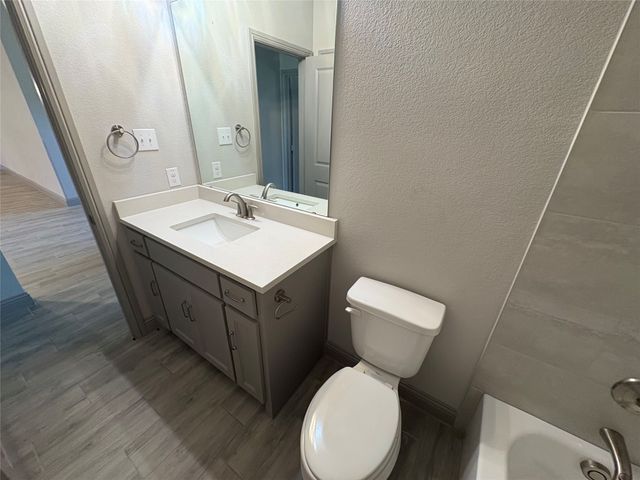 100 Aslan Road, Poolville, TX 76487