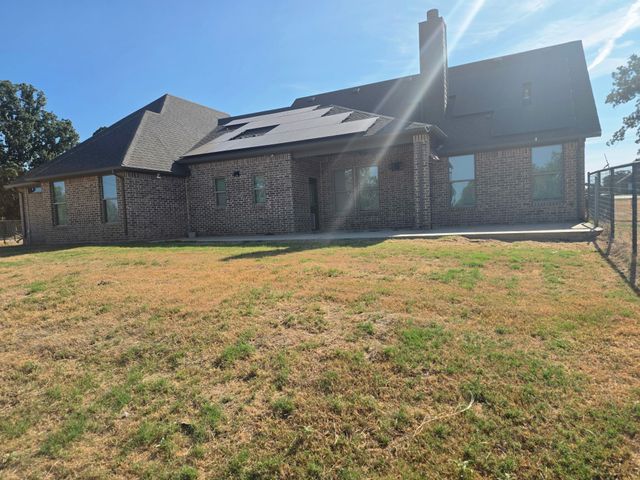 100 Aslan Road, Poolville, TX 76487