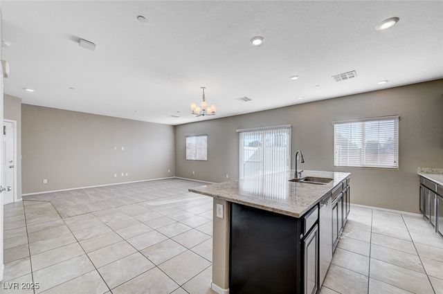 2585 Amazing Meadows Avenue 1006, North Las Vegas, NV 89031