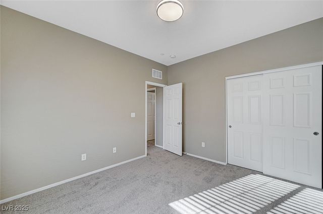 2585 Amazing Meadows Avenue 1006, North Las Vegas, NV 89031