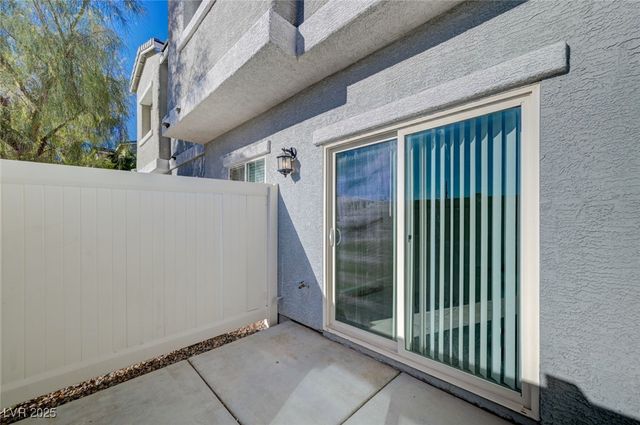 2585 Amazing Meadows Avenue 1006, North Las Vegas, NV 89031