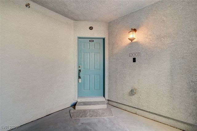 2585 Amazing Meadows Avenue 1006, North Las Vegas, NV 89031