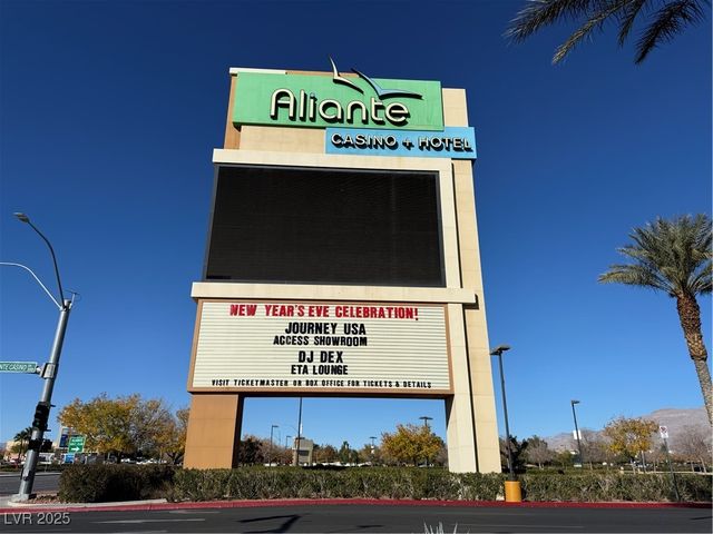 2585 Amazing Meadows Avenue 1006, North Las Vegas, NV 89031