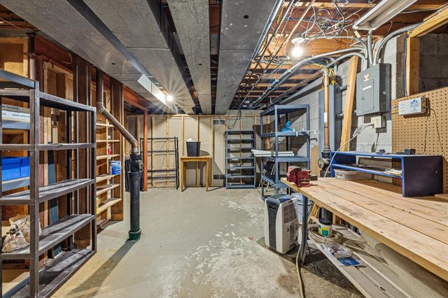 11116 N Riverland COURT, Mequon, WI 53092