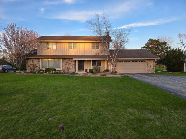 11116 N Riverland COURT, Mequon, WI 53092