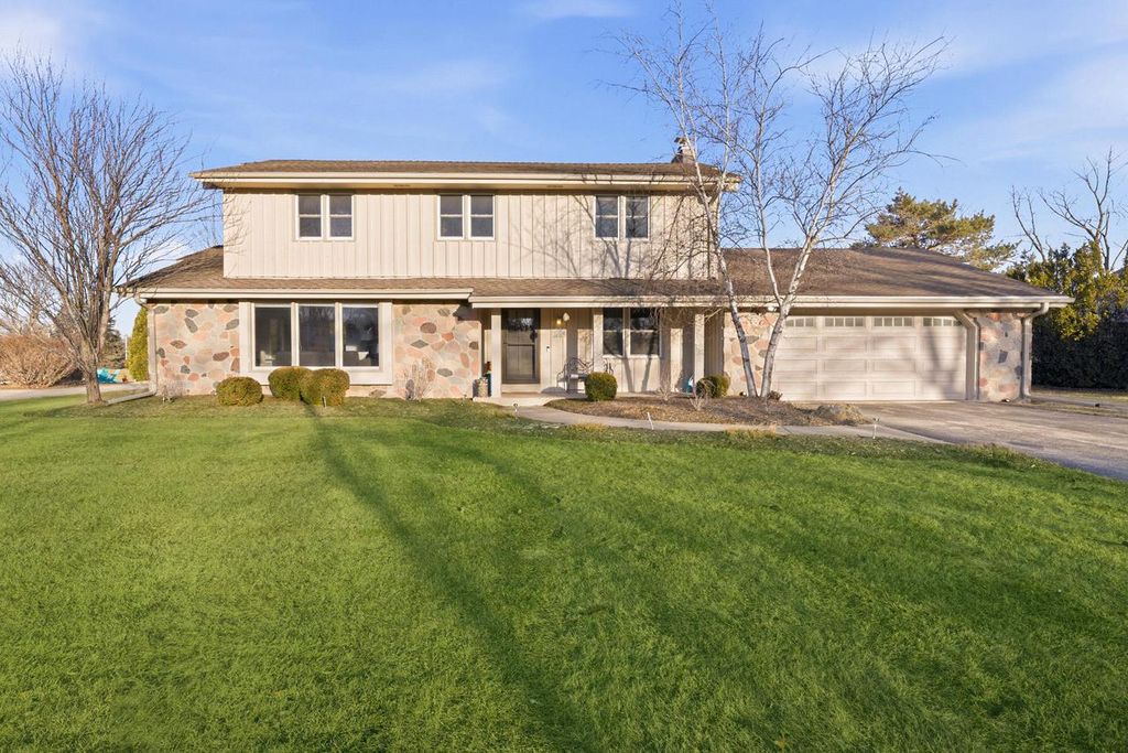 11116 N Riverland COURT, Mequon, WI 53092
