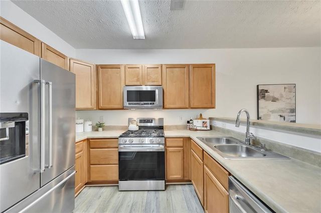 2266 Baker Station Drive, Acworth, GA 30101