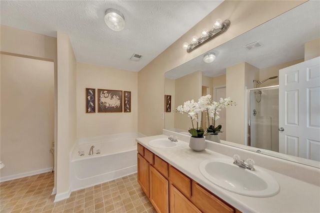 2266 Baker Station Drive, Acworth, GA 30101