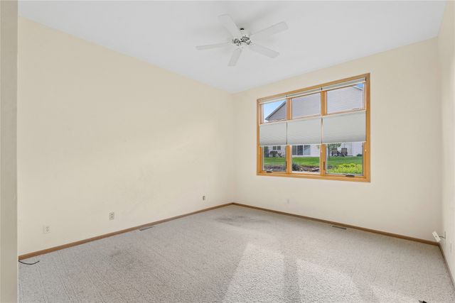 1431 Dover Bay Drive, Clive, IA 50325