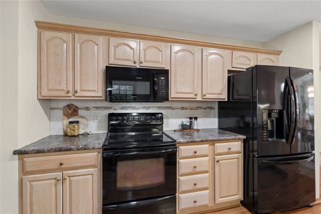 1431 Dover Bay Drive, Clive, IA 50325