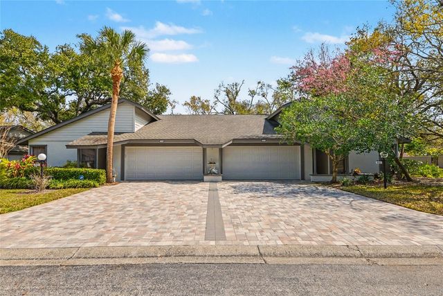 4689 OAK FOREST DRIVE E 1, Sarasota, FL 34231
