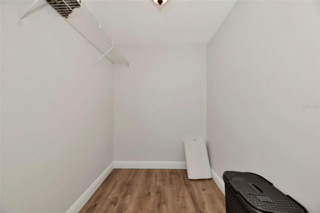 4689 OAK FOREST DRIVE E 1, Sarasota, FL 34231