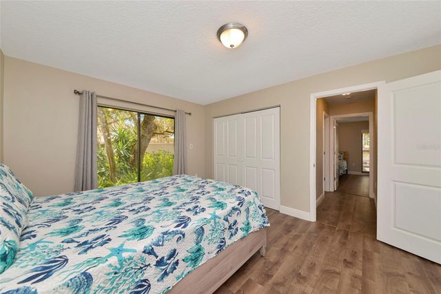 4689 OAK FOREST DRIVE E 1, Sarasota, FL 34231