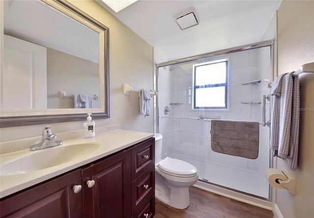 4689 OAK FOREST DRIVE E 1, Sarasota, FL 34231