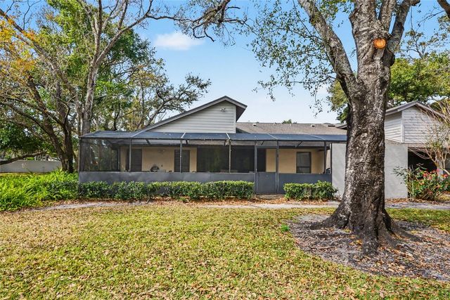 4689 OAK FOREST DRIVE E 1, Sarasota, FL 34231