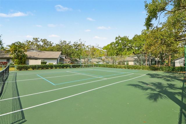 4689 OAK FOREST DRIVE E 1, Sarasota, FL 34231