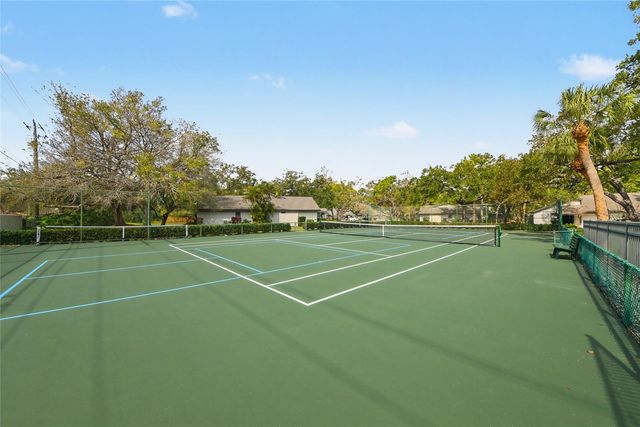 4689 OAK FOREST DRIVE E 1, Sarasota, FL 34231