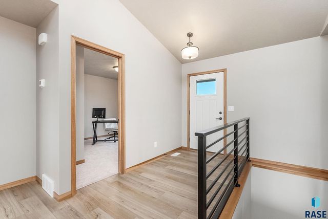 1305 N Mae Pl Place, Tea, SD 57064