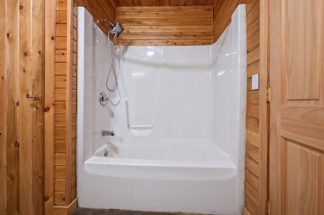 89 Pearl Street, St. Johnsbury, VT 05819