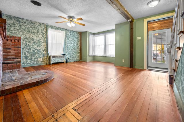 89 Pearl Street, St. Johnsbury, VT 05819