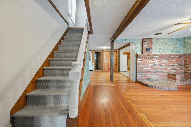 89 Pearl Street, St. Johnsbury, VT 05819