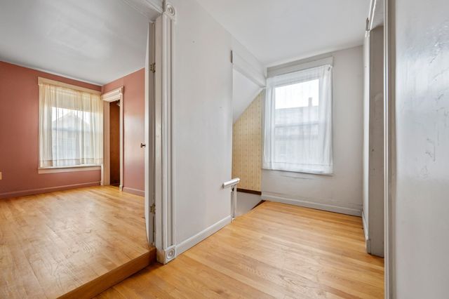 89 Pearl Street, St. Johnsbury, VT 05819