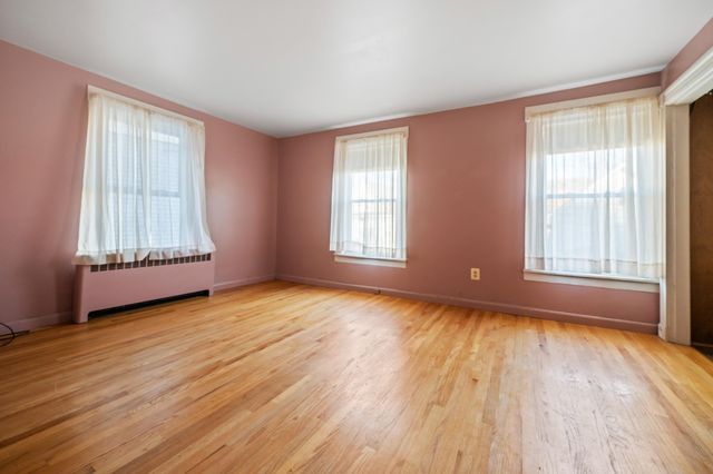 89 Pearl Street, St. Johnsbury, VT 05819