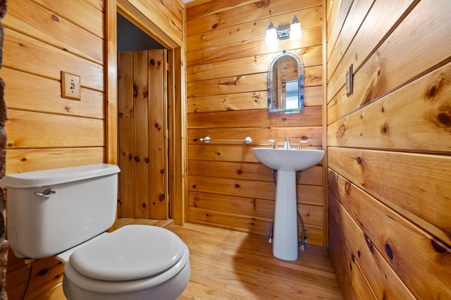 89 Pearl Street, St. Johnsbury, VT 05819