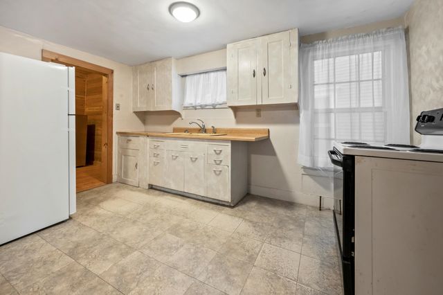 89 Pearl Street, St. Johnsbury, VT 05819