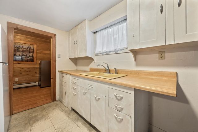 89 Pearl Street, St. Johnsbury, VT 05819