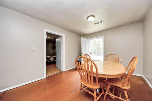 121 Elendor Drive, Cleveland, TX 77328