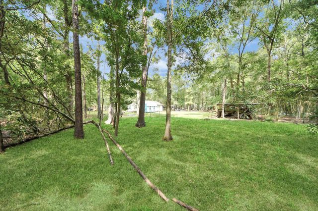 121 Elendor Drive, Cleveland, TX 77328