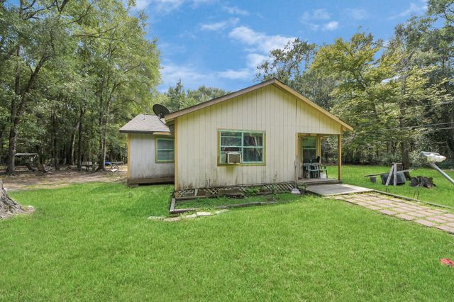 121 Elendor Drive, Cleveland, TX 77328