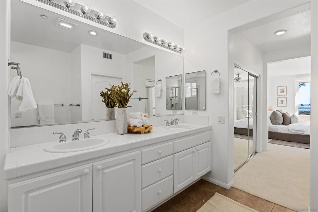 Image 20 of property listing at 817 Kalpati Cir 310, Carlsbad, CA 92008