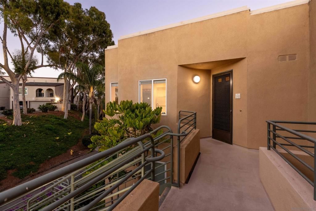 Image 23 of property listing at 817 Kalpati Cir 310, Carlsbad, CA 92008