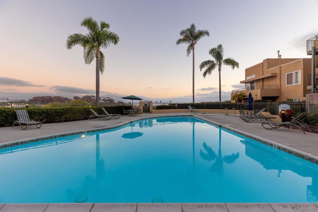 Image 3 of property listing at 817 Kalpati Cir 310, Carlsbad, CA 92008