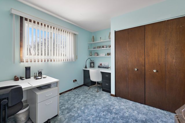 404 Lucille Avenue, Fox River Grove, IL 60021