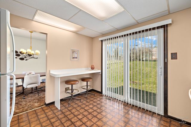 404 Lucille Avenue, Fox River Grove, IL 60021