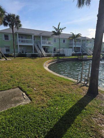 5231 BEACH DRIVE SE A, St Petersburg, FL 33705