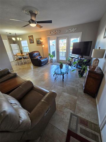 5231 BEACH DRIVE SE A, St Petersburg, FL 33705