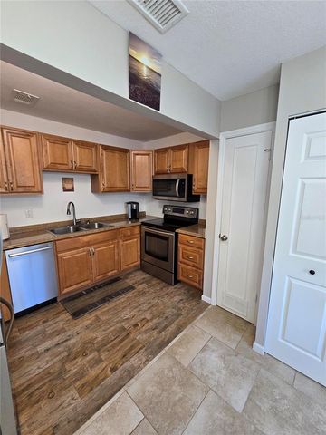 5231 BEACH DRIVE SE A, St Petersburg, FL 33705